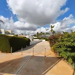 Villa Arfa *
