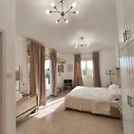 Arfa Villa *
